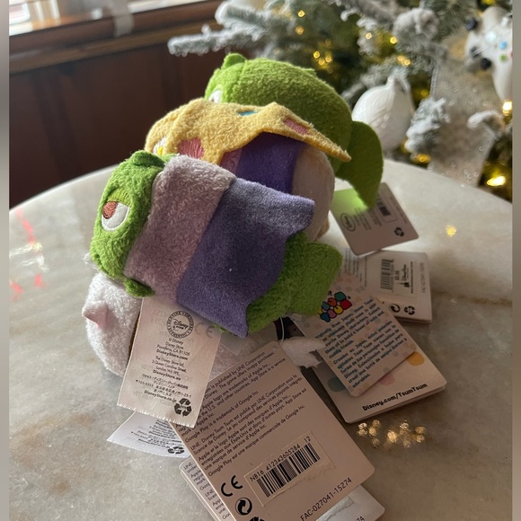 Disney Tangled (Rapunzel) set of 6 mini Tsum Tsum plush toys - Picture 3 of 4